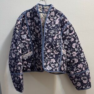 Reversible Quilted Floral Jacket in Navy and Light Pink